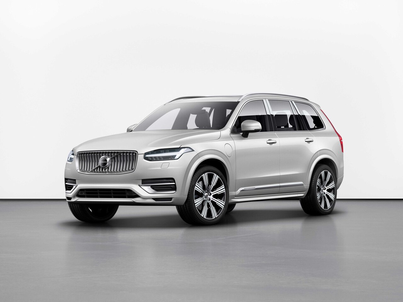 Flagship SUV XC90