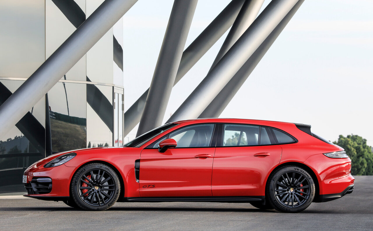 PORSCHE Panamera ポルシェ パナメーラ
