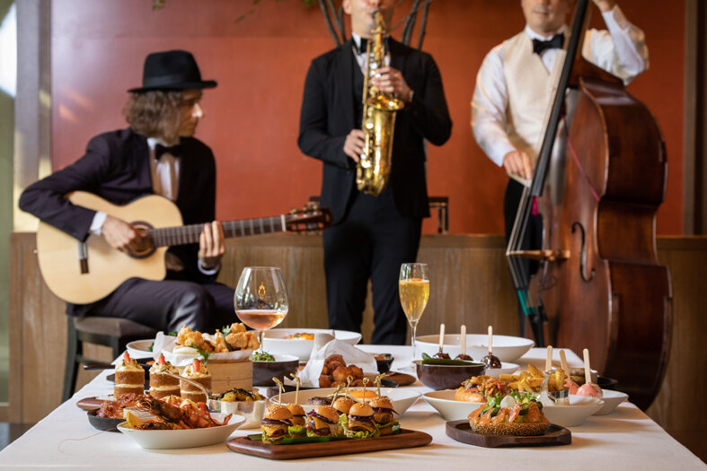 An Elegant Weekend Brunch with Free-Flowing Perrier-Jouët