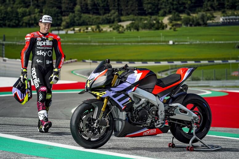 A limited edition model developed by Aprilia Racing for riders who enjoy the racetrack makes its debut