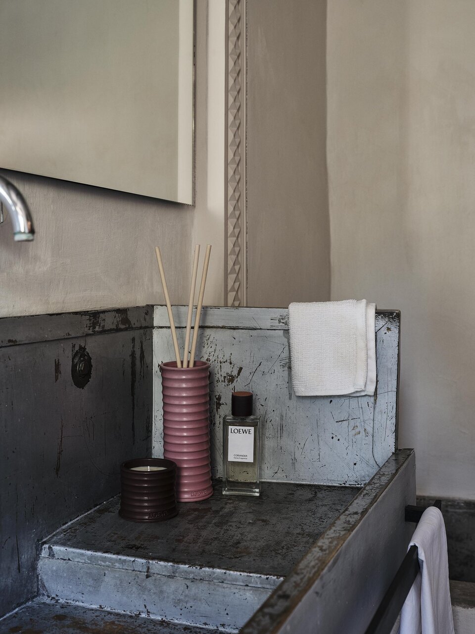 LOEWE Introduces Its First Home Scents Collection | LOEWE