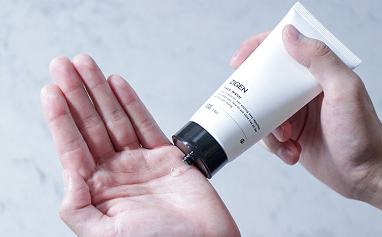 A Men's Wash Pursuing a Rich Lifestyle and Adopting Earth-Friendly Containers | ZIGEN