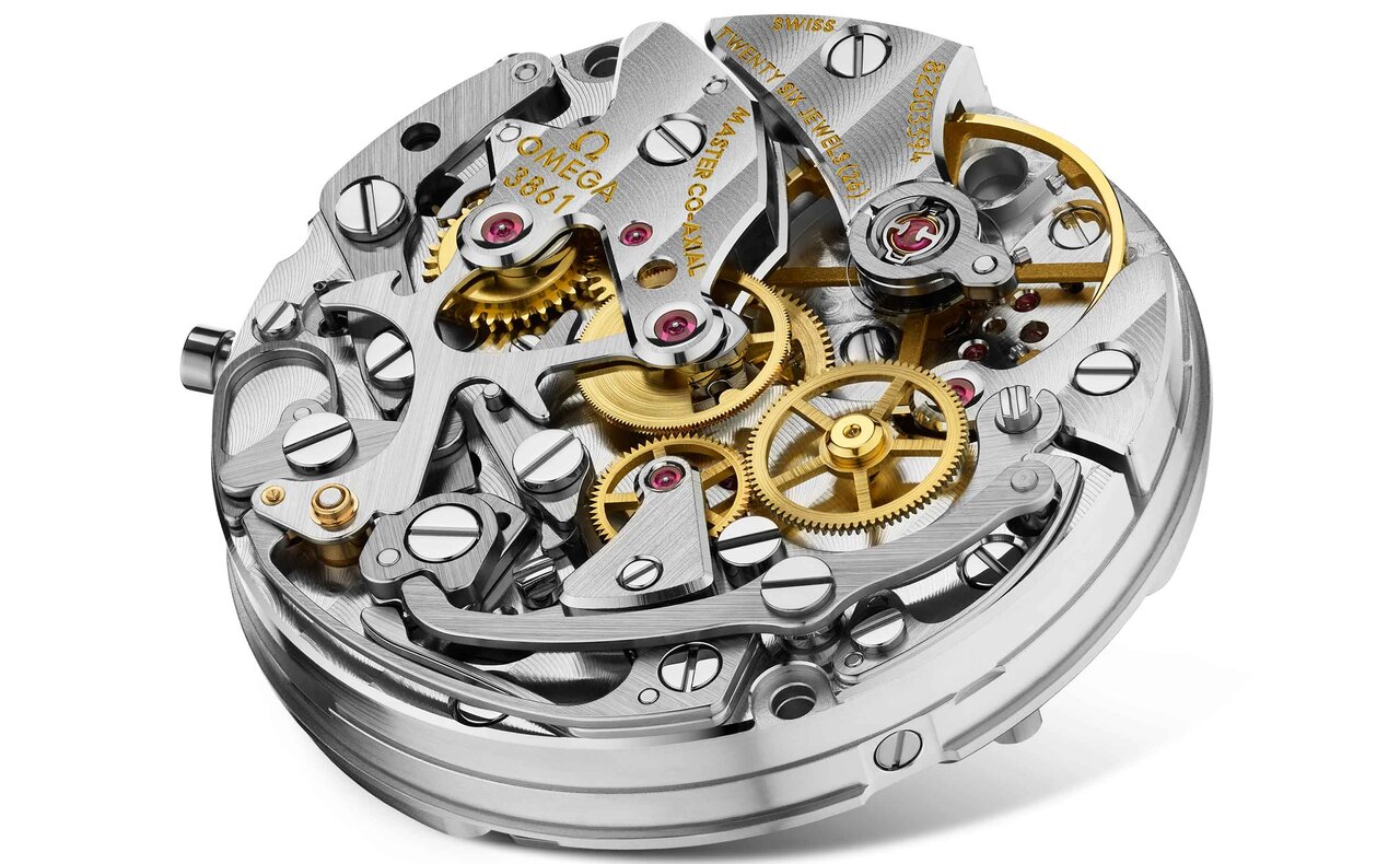 スピードマスター “シルバー スヌーピー アワード” 50 周年記念モデル｜OMEGA