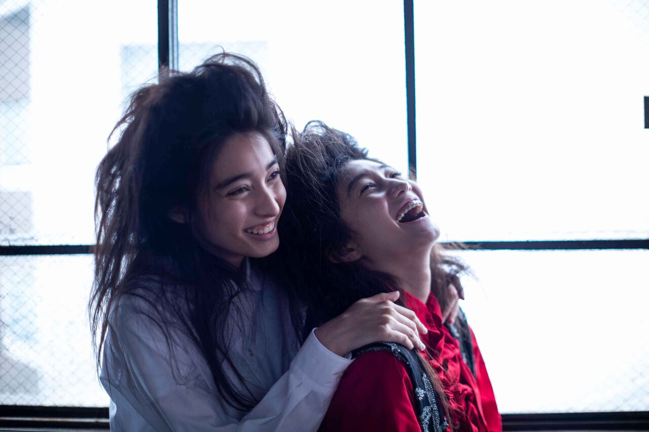 ＜COMME des GARÇONS GIRL＞が運んできた「女の子」の復活｜OPENERS東中野視点　