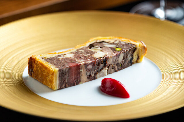 Yukawatan's Luxurious "King's Game" Only Available in Winter | EAT