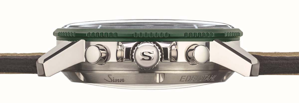 Limited to 500 pieces worldwide. The chronograph "103.SA.G" with a metallic green dial | Sinn