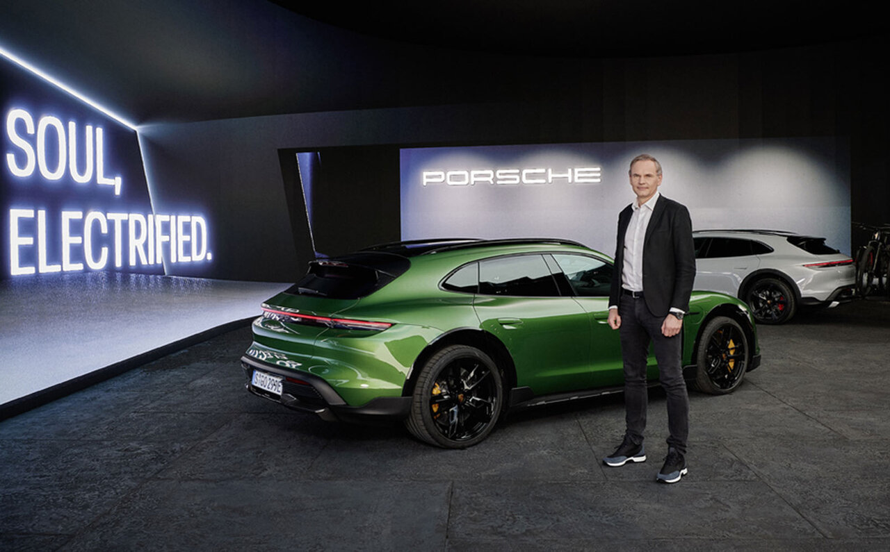 Porsche Unveils the Taycan Cross Turismo, its Electric Crossover Model | PORSCHE