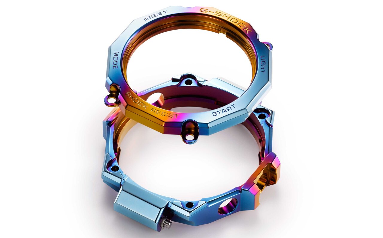 The "MT-G" with a blue phoenix motif and a mysteriously shimmering rainbow IP coating | G-SHOCK