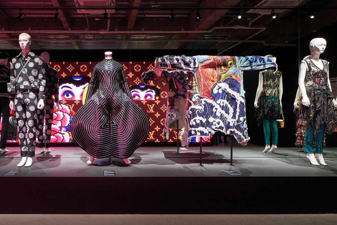 "LOUIS VUITTON &" Exhibition Looks Back at the Maison's 160-Year History Through 10 Themes | LOUIS VUITTON