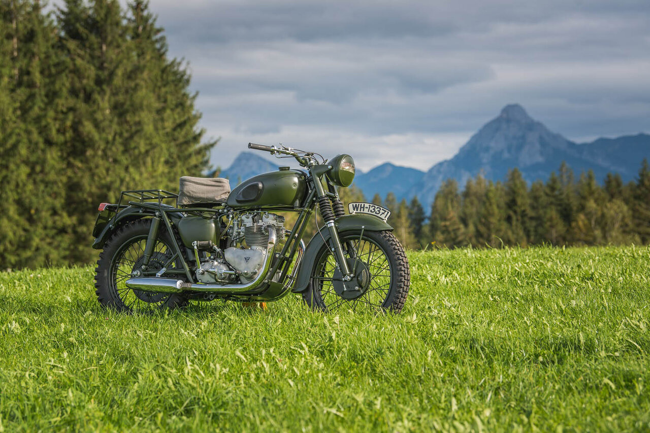 トライアンフのクロスオーバーバイク「スクランブラー1200」に2021年モデルが登場｜Triumph