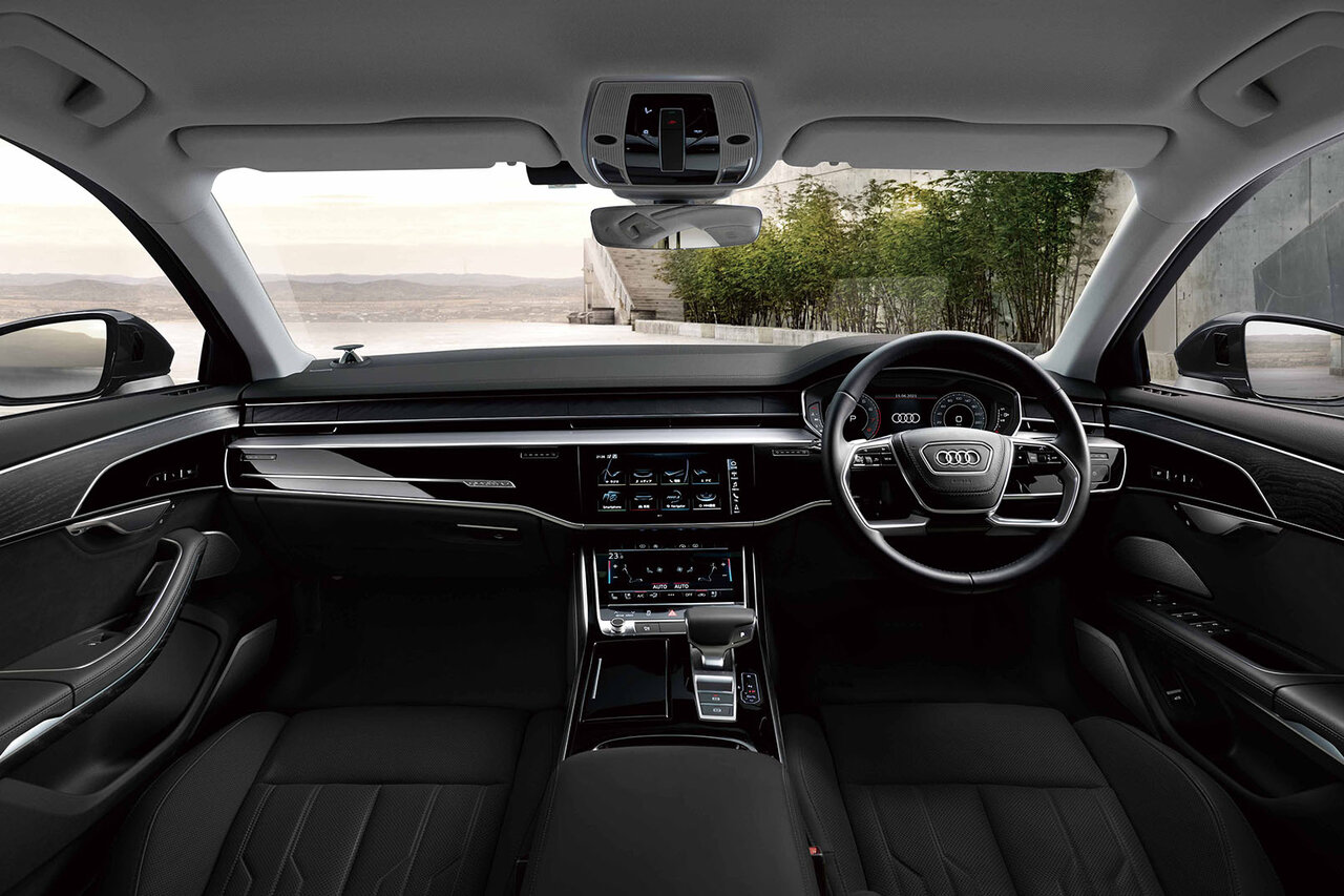 アウディからドライバーズカー、GTカーとしての特徴にフォーカスしたA8限定モデルが登場｜Audi