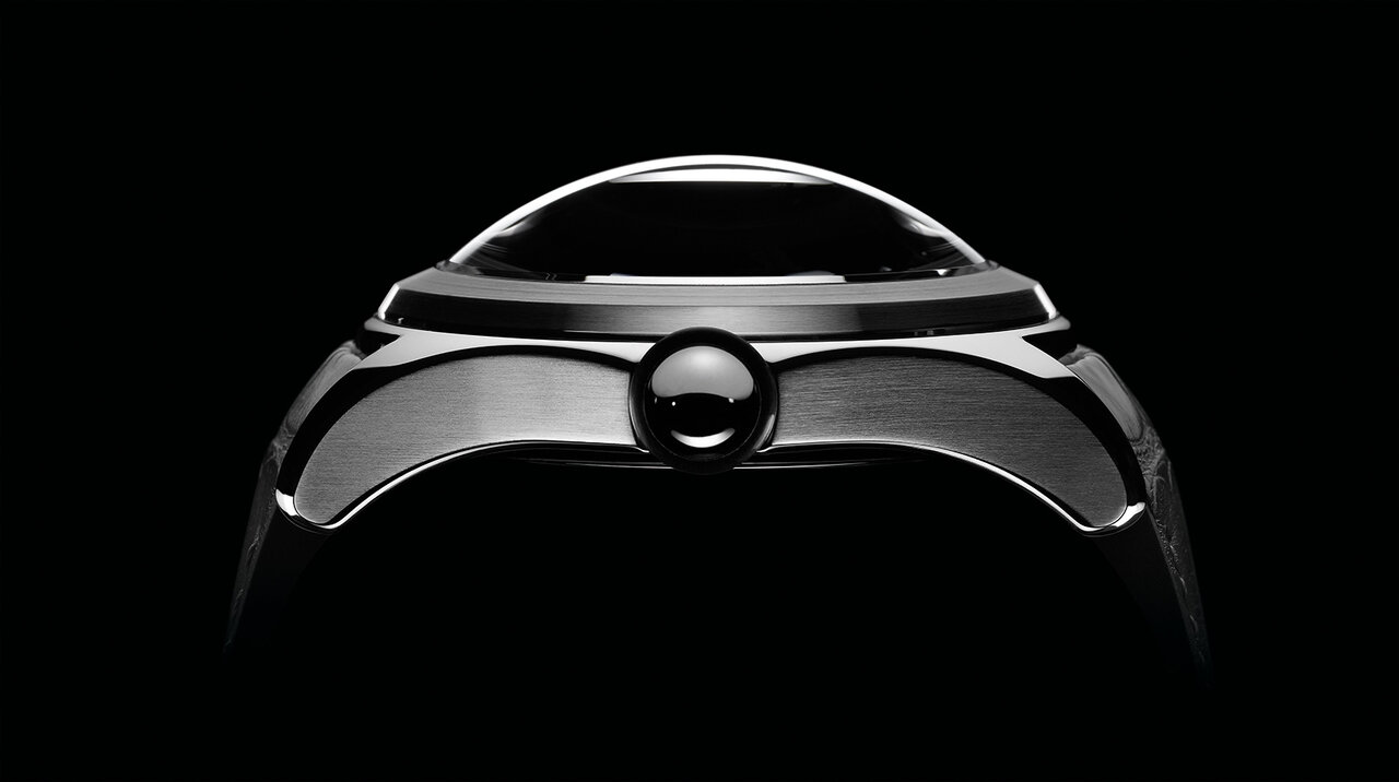 クリアなスカルを配したミステリアスな新作「バブル 47 エックスレイ」｜CORUM