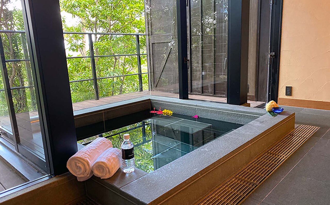 New Club Lounge! How does The Ritz-Carlton, Okinawa measure up? | TRAVEL