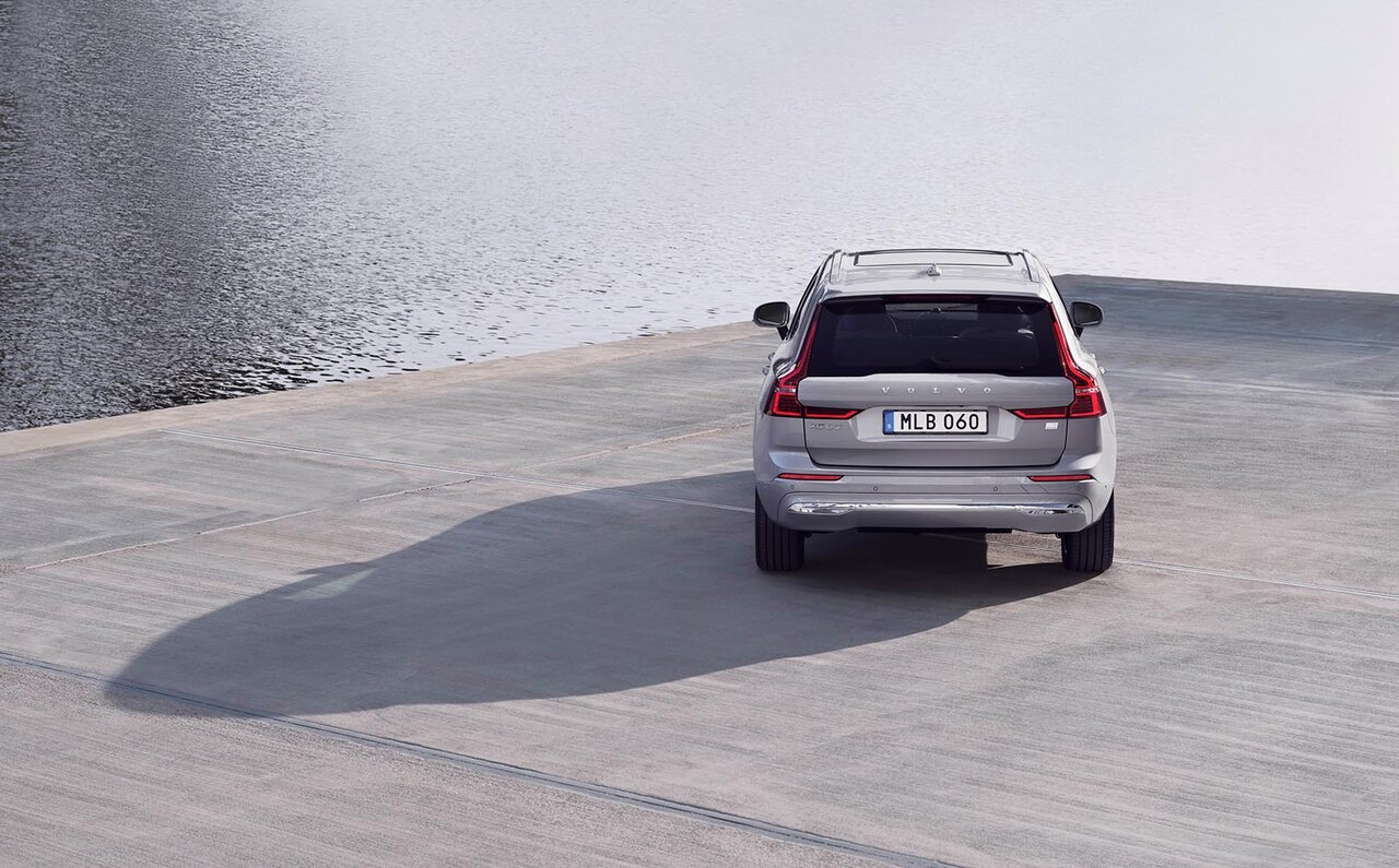 XC60 Refreshes Infotainment System with Minor Change | VOLVO