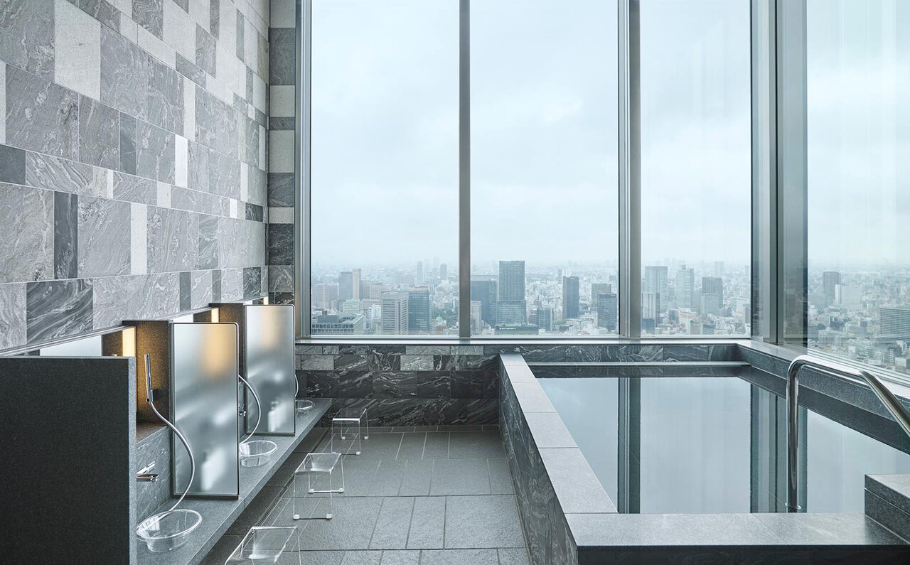 Directly Connected to Otemachi Station. Four Seasons Hotel Tokyo at Otemachi Was a Culinary Paradise with Imperial Palace Views! | TRAVEL