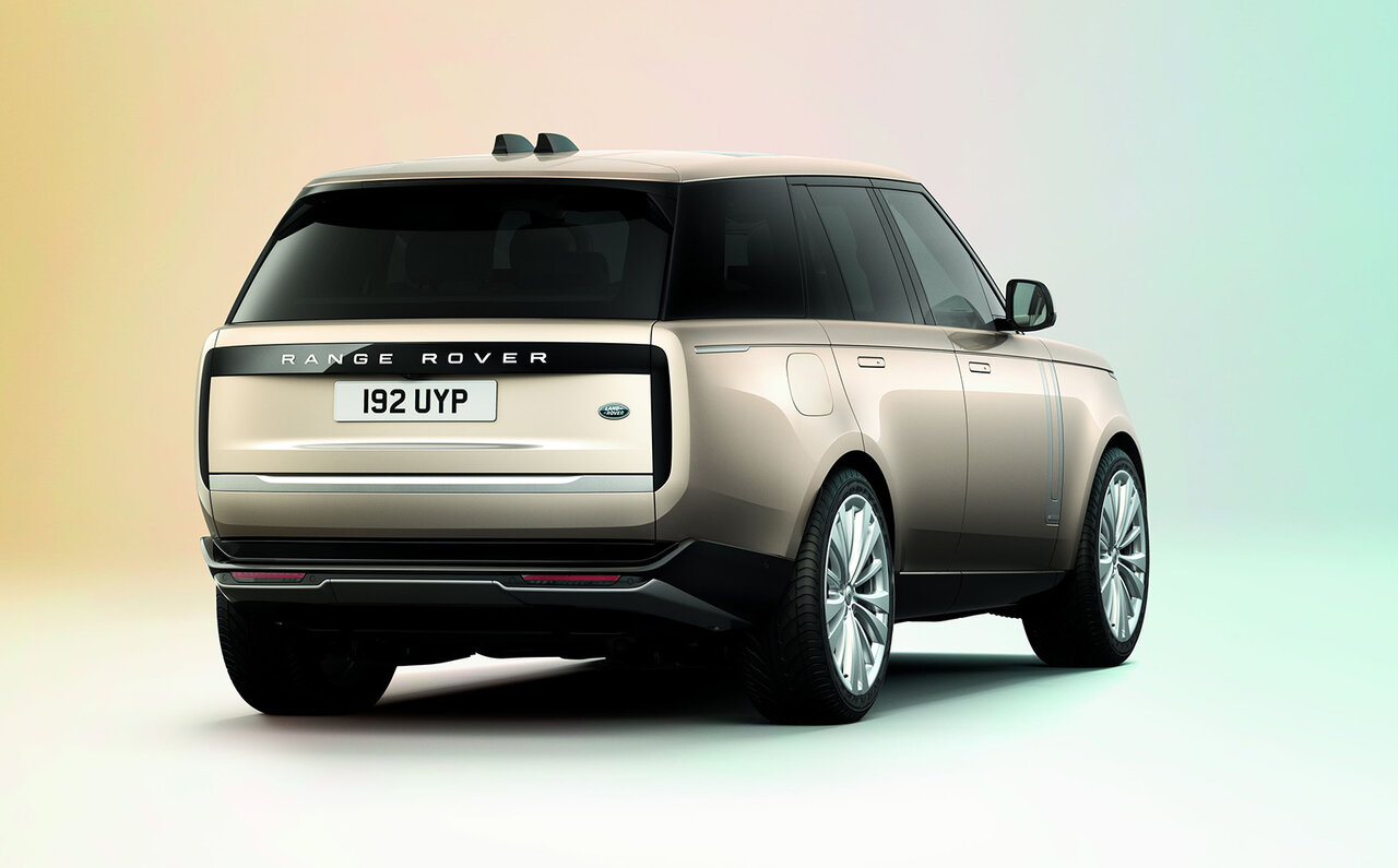 New Range Rover: Orders Open for Japan-Exclusive Limited Edition of 70 Units | Land Rover