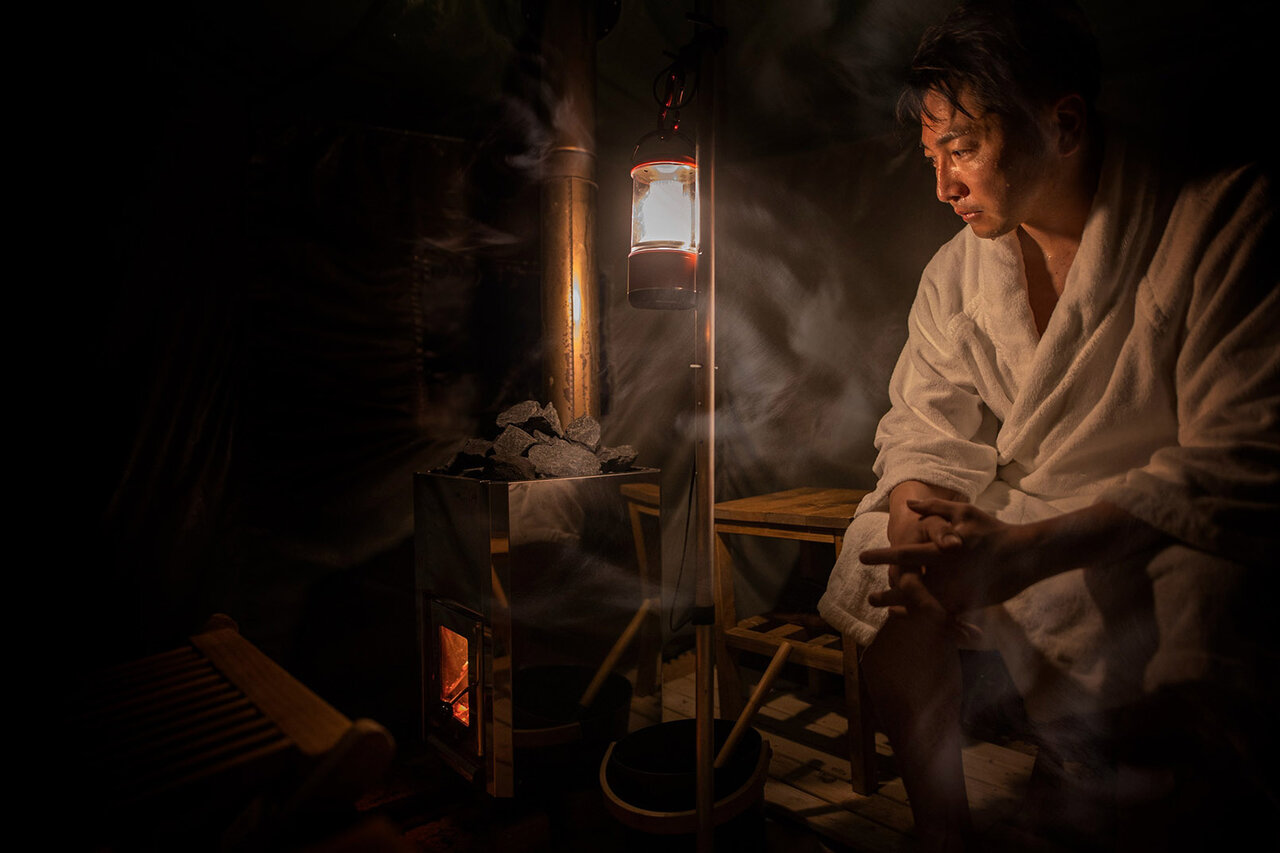 Hoshinoya Karuizawa Offers 'Winter Dawn Sauna' with Views of Mount Asama and Sauna Enjoyment | TRAVEL