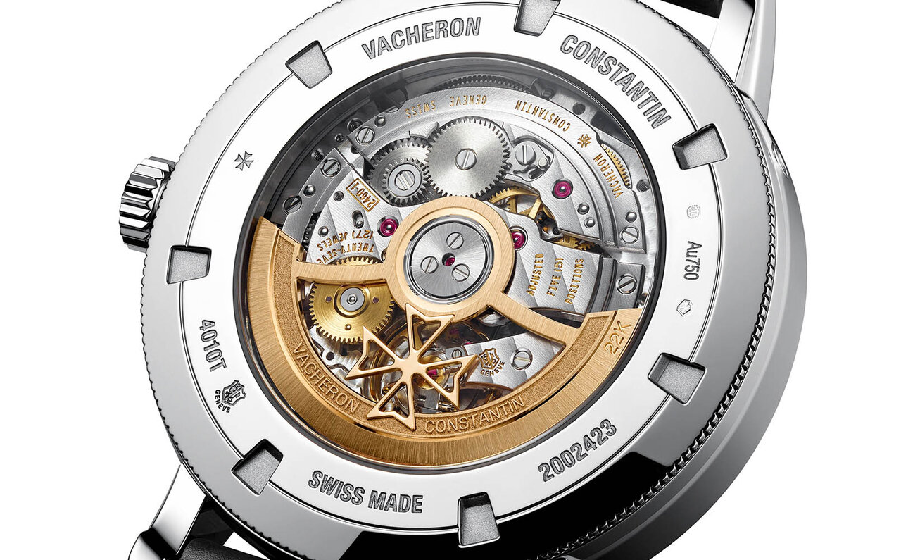 昔ながらのトリプルカレンダーが、モダンかつシャープな雰囲気のエッジモデルに生まれ変わりました｜VACHERON CONSTANTIN