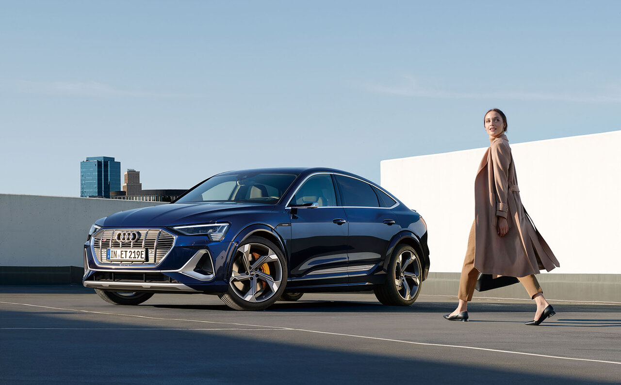 アウディe-tronシリーズにハイパフォーマンスグレードのSモデル登場｜Audi