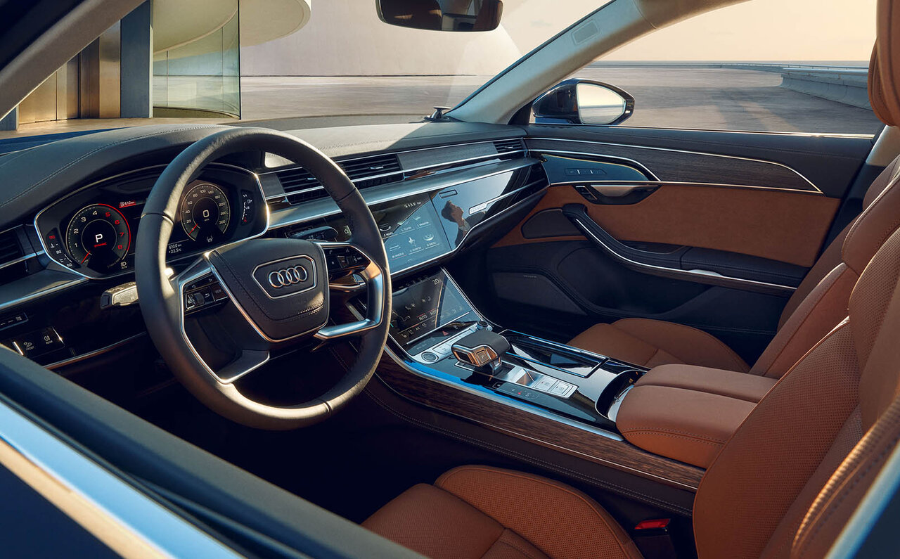 大幅なアップデートを果たしたアウディA8が登場｜Audi