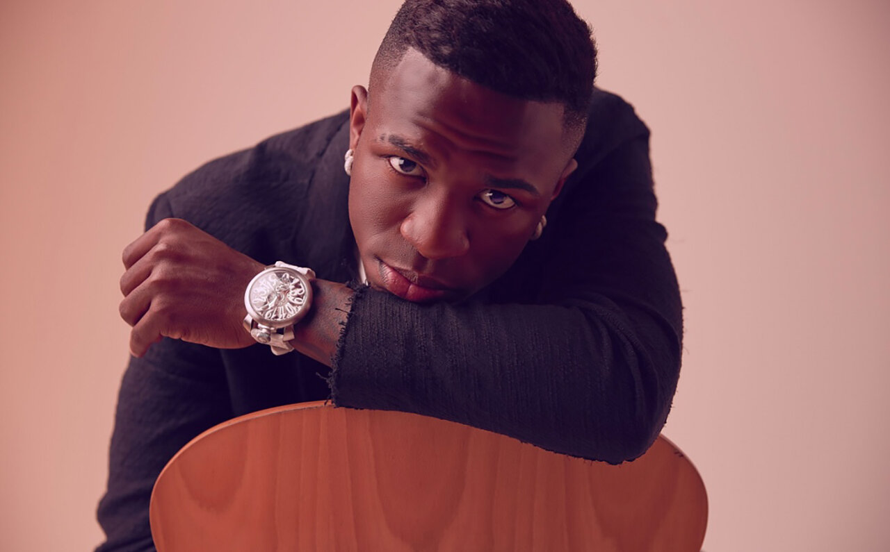 The most in-demand striker right now. A GaGa MILANO model inspired by Vinícius Júnior, the rising star of the Brazilian national football team.