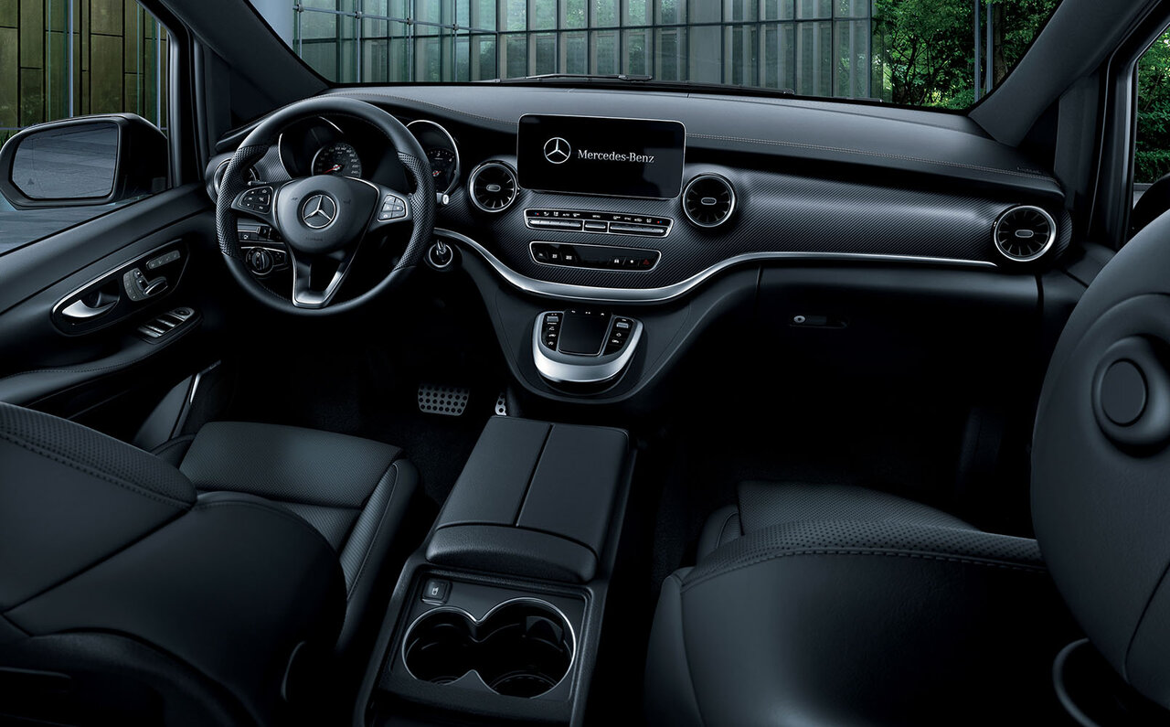 Introducing the flagship V-Class with stylish black accents | Mercedes Benz