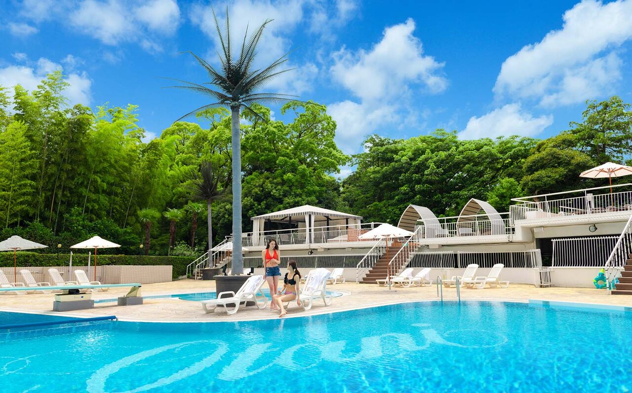 A Luxurious Urban Resort Stay. The Beloved 'GARDEN POOL' Opens Again This Year | HOTEL NEW OTANI