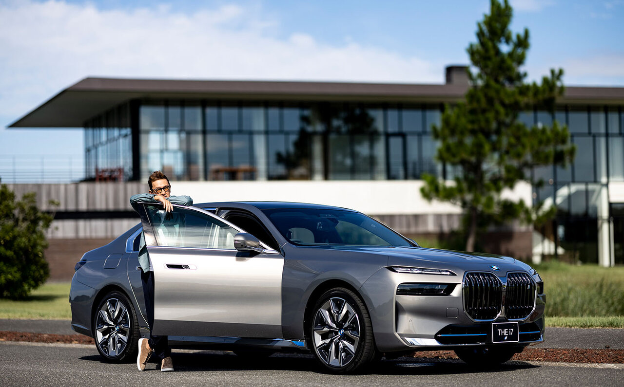 歌舞伎俳優 中村獅童が語る、新たなる時代を創造するラグジュアリーセダンBMW i7の魅力｜BMW