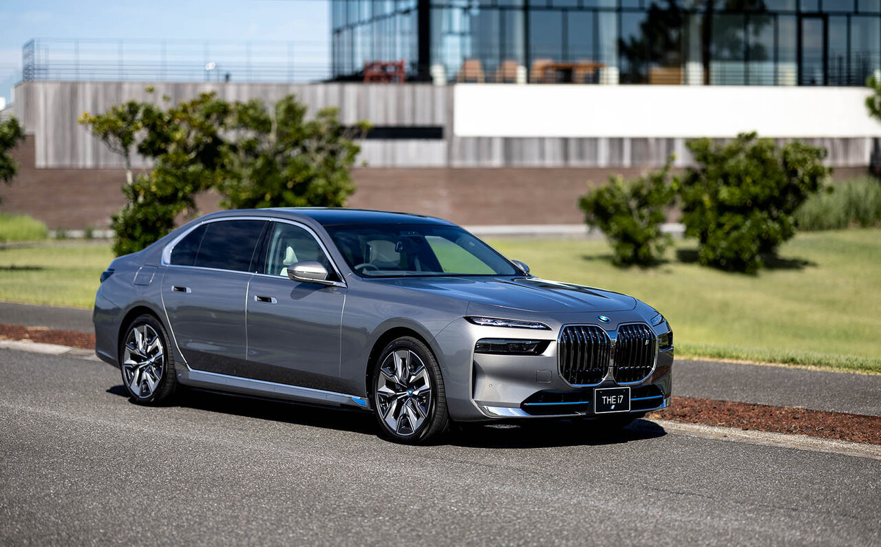歌舞伎俳優 中村獅童が語る、新たなる時代を創造するラグジュアリーセダンBMW i7の魅力｜BMW