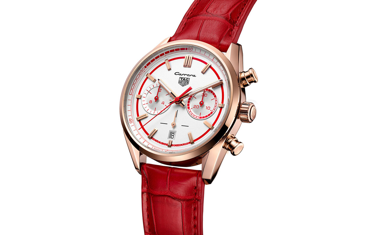 ケースサイドに“Carrera”ロゴ。車体全体をキャンバスにするスポーツカーのデザインコードを踏襲｜TAG HEUER
