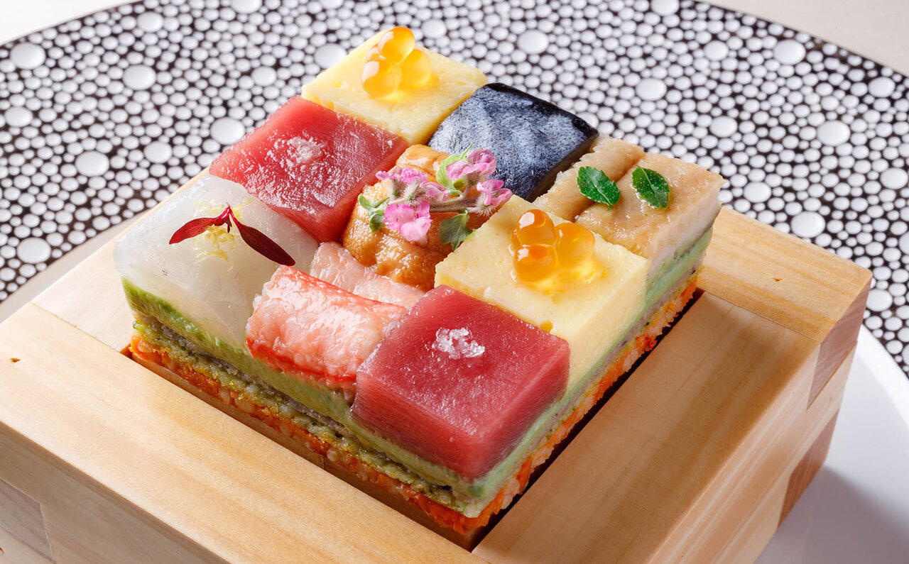 「大阪」の人情下町テーマパーク。そして浪速キュイジーヌで食い倒れ！｜TRAVEL