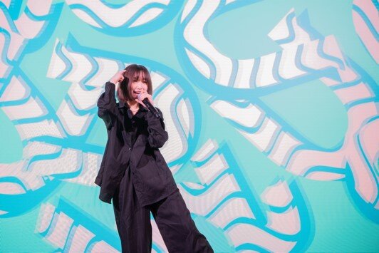 What is the future of blended reality that KDDI is orchestrating? | KDDI