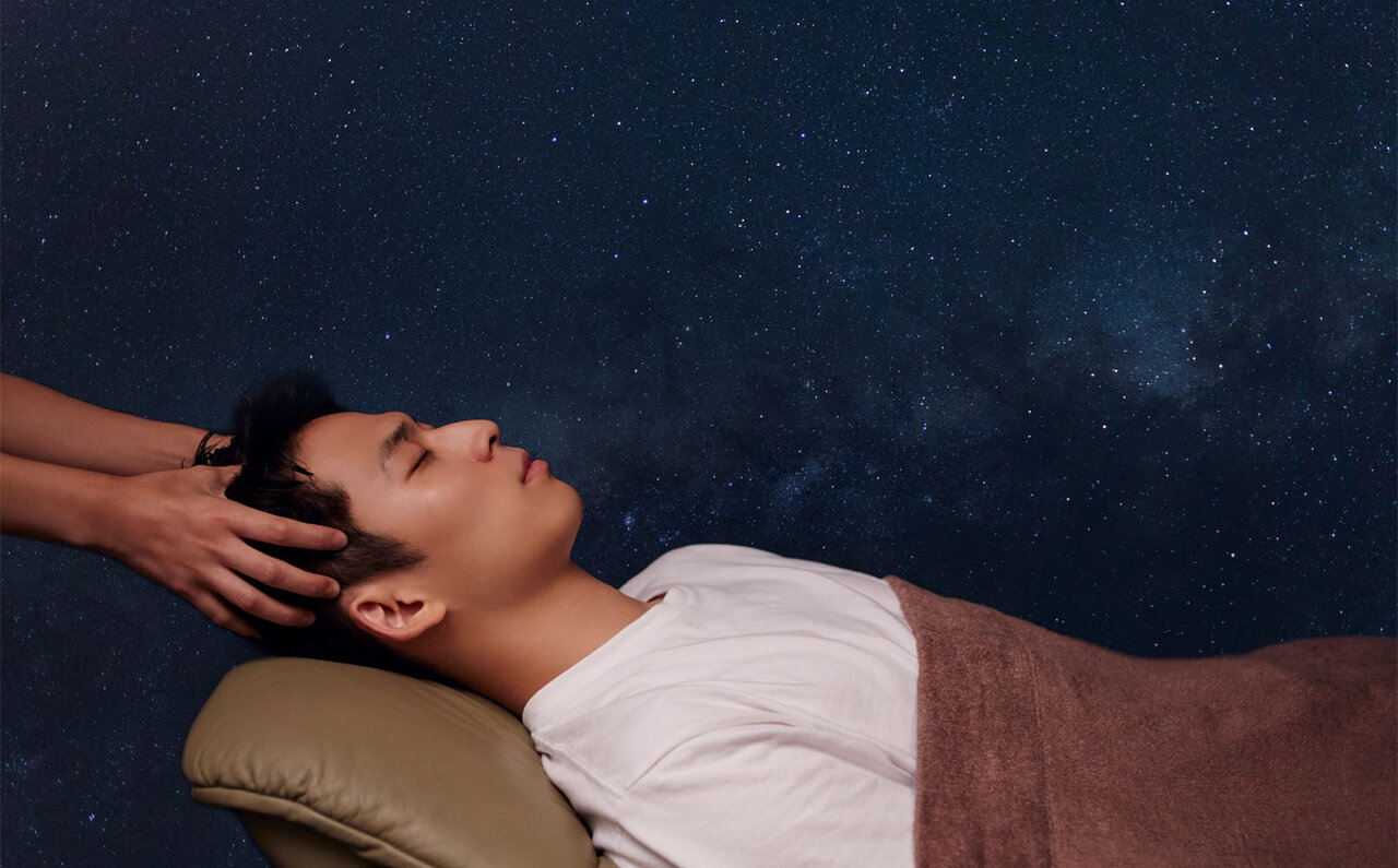 QUIRON's Deep Sleep Head Spa in a Planetarium Setting: This Summer's Limited Special Care | BEAUTY