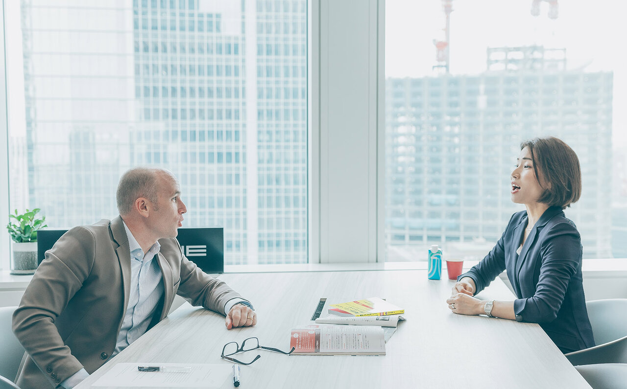 The Essence of Communication: Between the Speaker and the Conveyor | PORSCHE