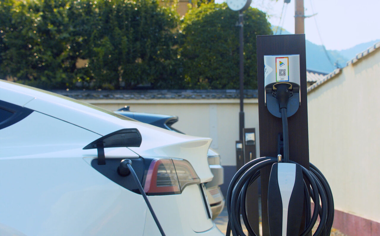 Towards a New Standard for the Future of Electricity: EV Charging Service "WeCharge" | LOUNGE