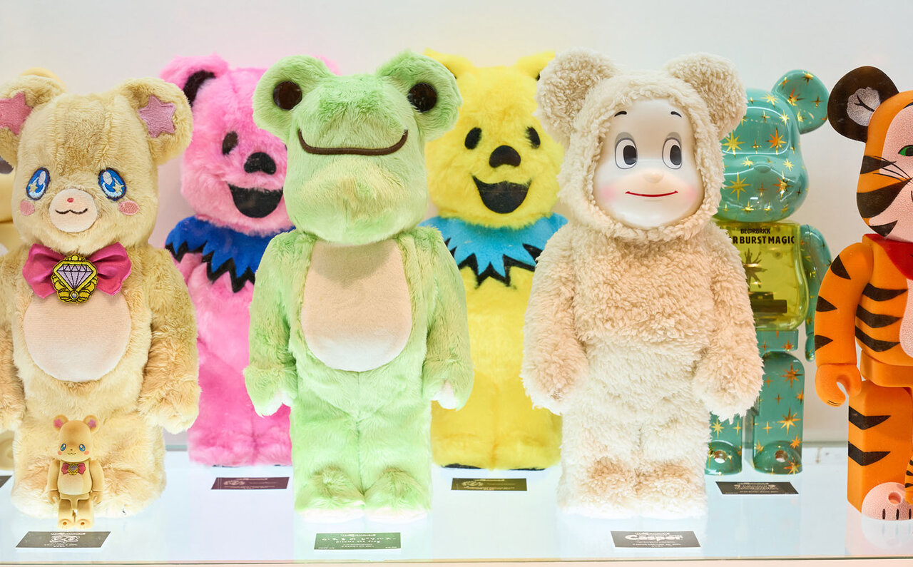 A 400% size BE@RBRICK Bluetooth® speaker also makes its debut. After Report: MEDICOM TOY EXHIBITION '23 | MEDICOM TOY