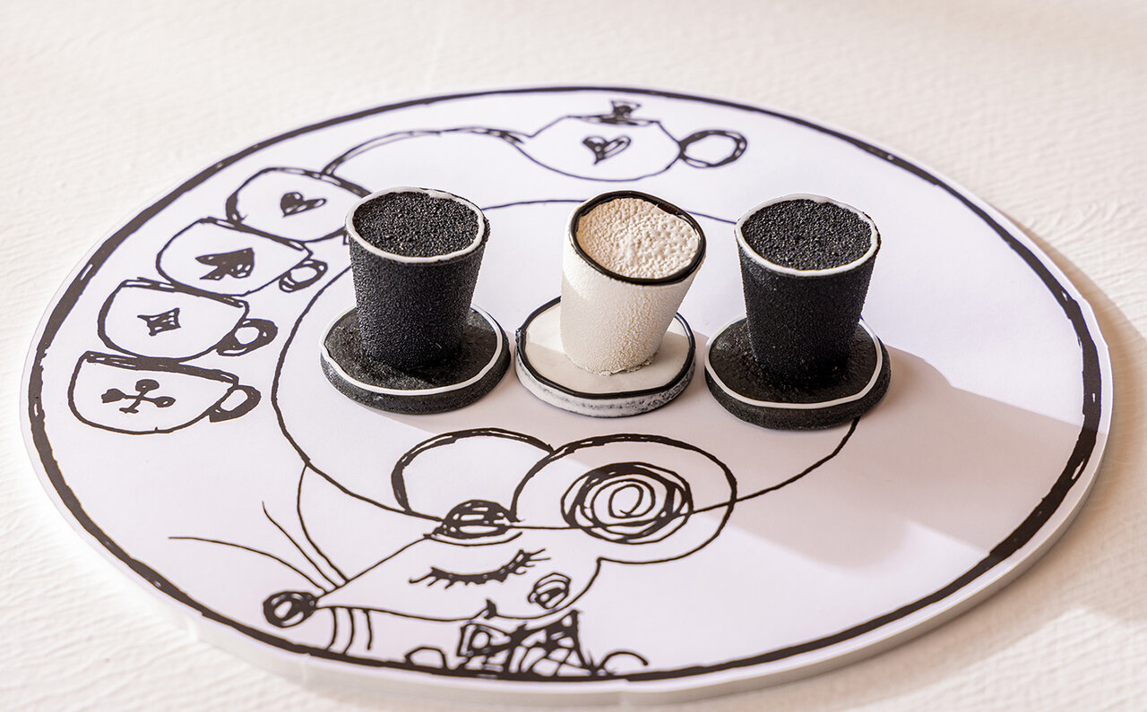 Sweets Buffet "Alice in the Land of Picture Books" Embodies the World of Picture Books, Now Held at Hilton Tokyo | EAT