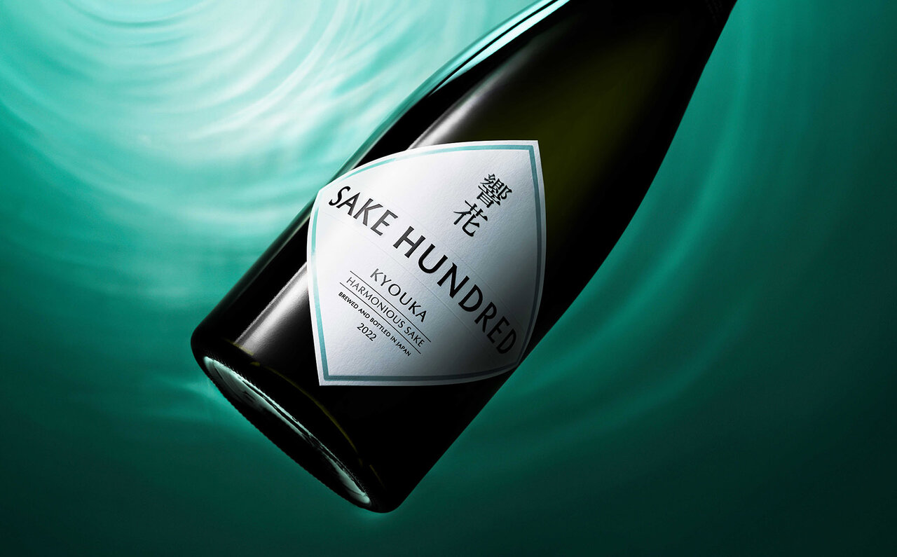 甘やかで、なおかつスモーキー。進化した日本酒「響花」で2024年をHAPPYにお迎え！｜SAKE HUNDRED