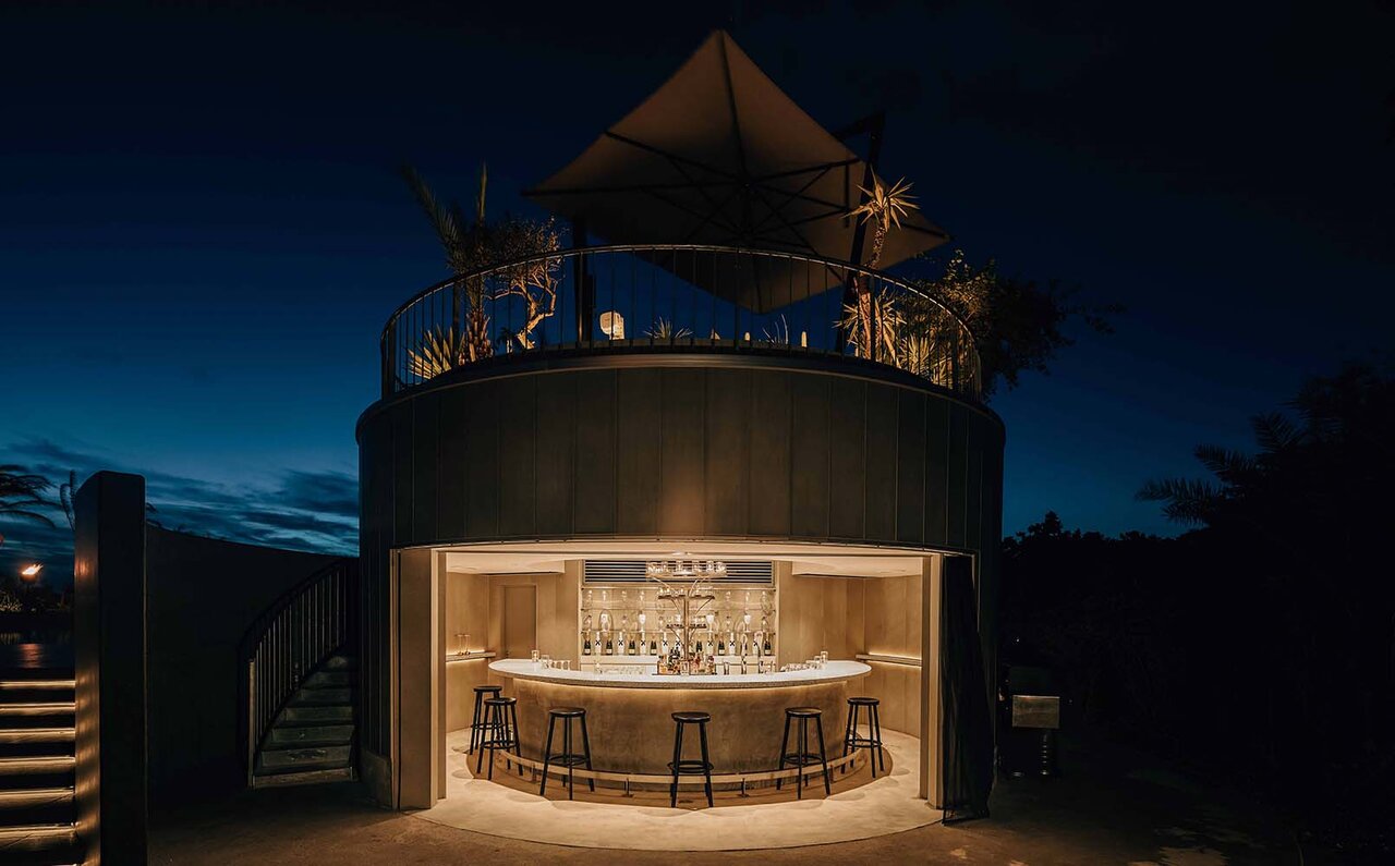 冬ならではの贅沢。屋外温水プールとセルフロウリュ付きサウナが楽しめるホテル｜BOTANICAL POOL CLUB