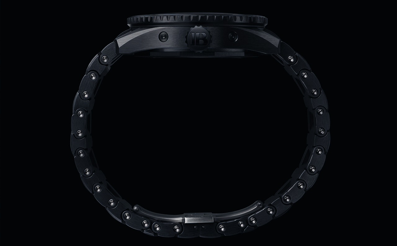 Blancpain Unveils New "Bathyscaphe Complete Calendar Moon Phase" in Black Ceramic | BLANCPAIN