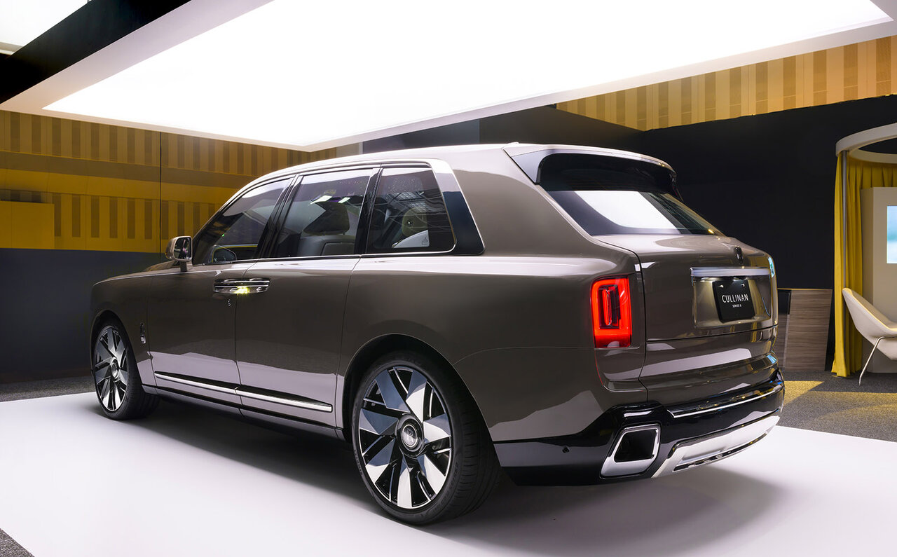 The Cullinan Series II, an SUV Embodying Modern Luxury, Lands in Japan | Rolls-Royce