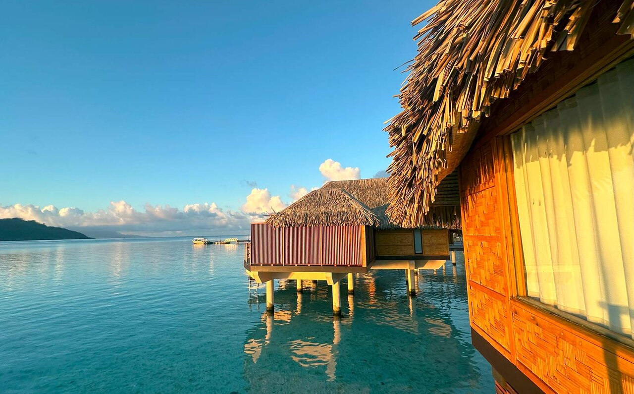 Short Series Part 2: Overwater Bungalows, a Dream Come True, Offer Pure Bliss Even for Solo Travelers ♡