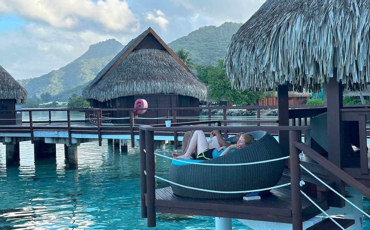 Short Series Part 2: Overwater Bungalows, a Dream Come True, Offer Pure Bliss Even for Solo Travelers ♡