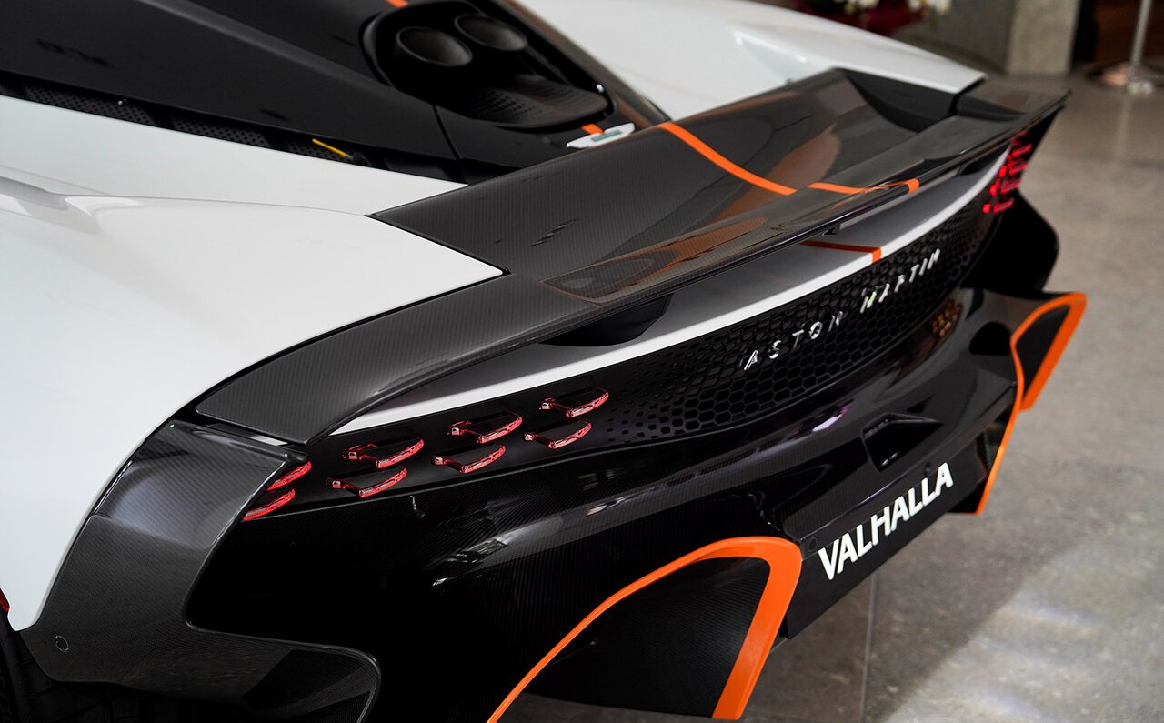 Aston Martin Valhalla