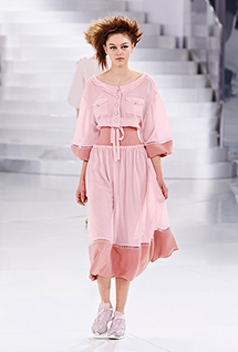 CHANEL｜シャネル　02