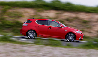 Lexus CT200h