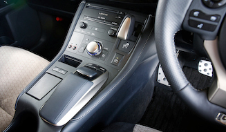 Lexus CT200h