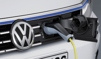 Volkswagen Passat GTE|フォルクスワーゲン パサート GTE 11