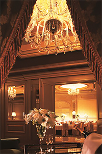 EAT | An Adult Valentine's Day Spent at a Hotel, Immersed in Opera