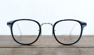 Continuer | EYEVAN